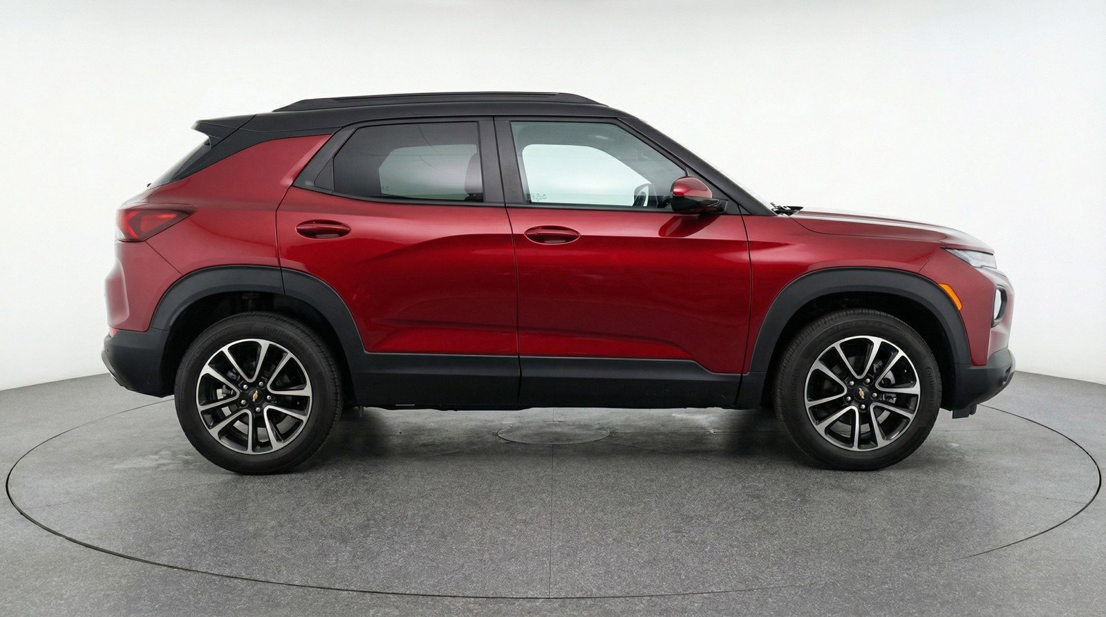 Used 2025 Chevrolet TrailBlazer LT AWD/4WD image 11