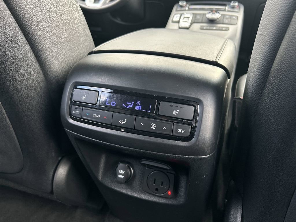 Used 2022 Hyundai Palisade SEL w/ 8P Bench Seat Package AWD/4WD image 22