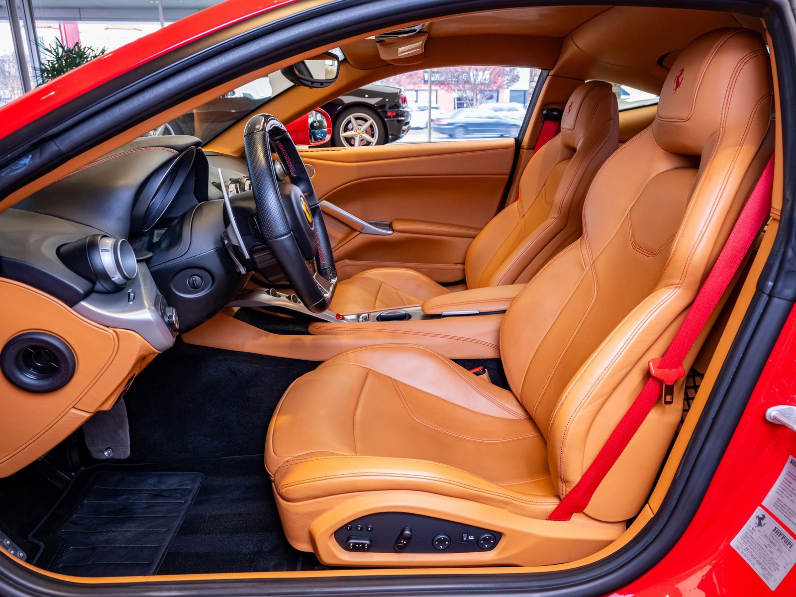 Used 2015 Ferrari F12 Berlinetta image 10