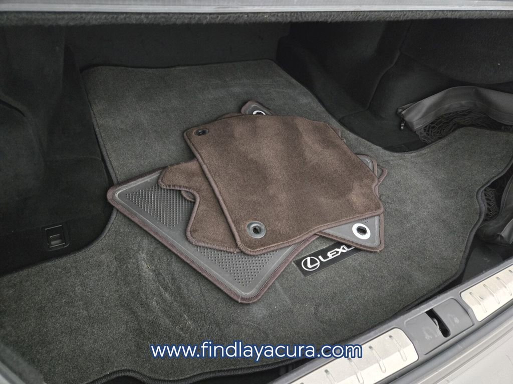 Used 2018 Lexus LS 500 AWD w/ Accessory Package (Z2) image 18