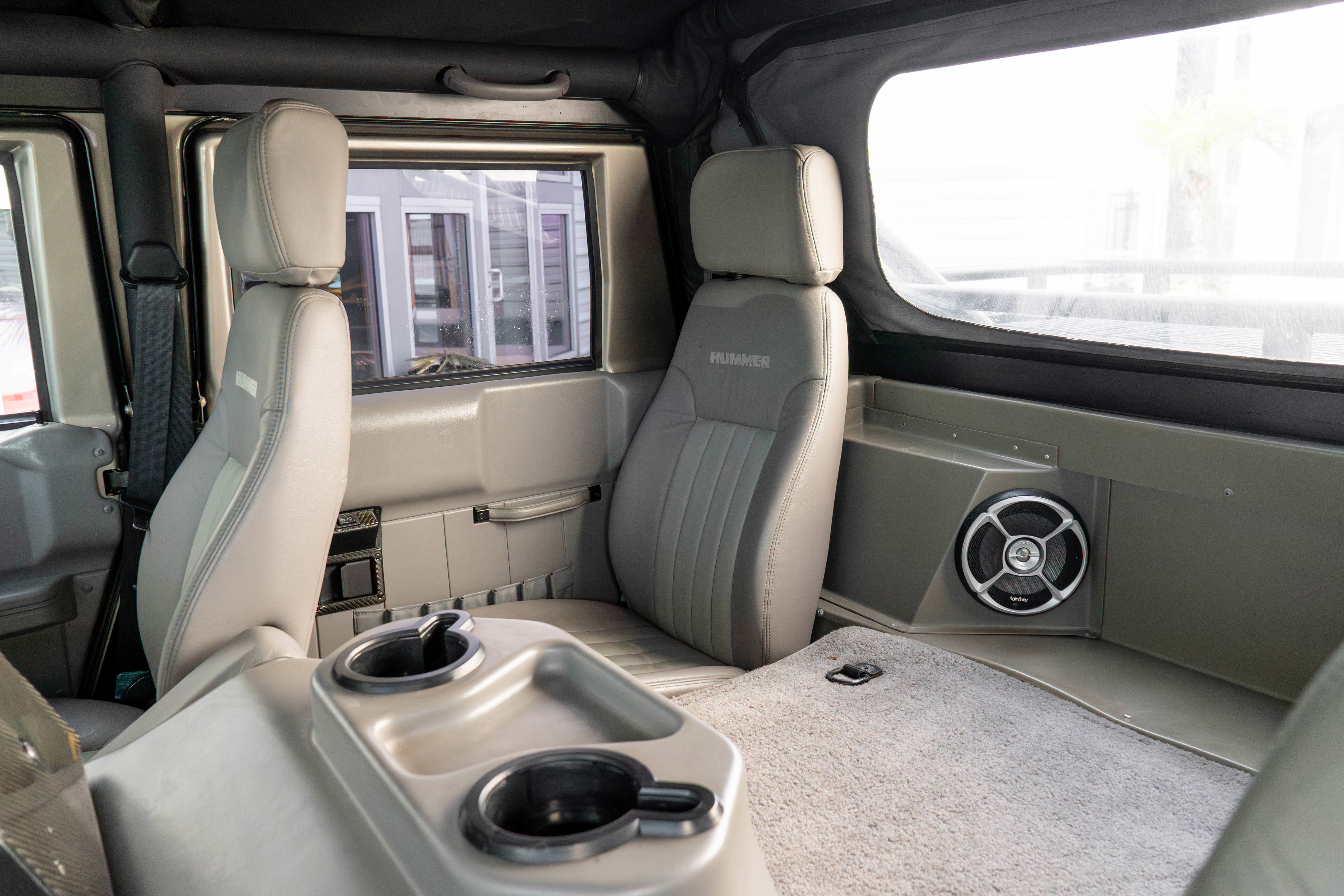 Used 2000 HUMMER H1 4-Door Open Top image 27