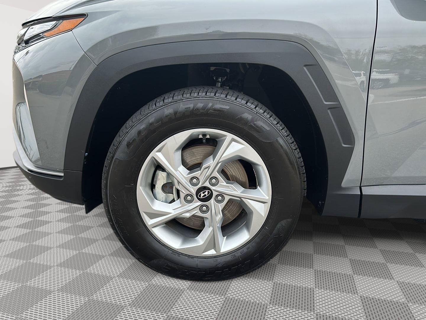 Certified 2024 Hyundai Tucson SEL AWD/4WD image 9