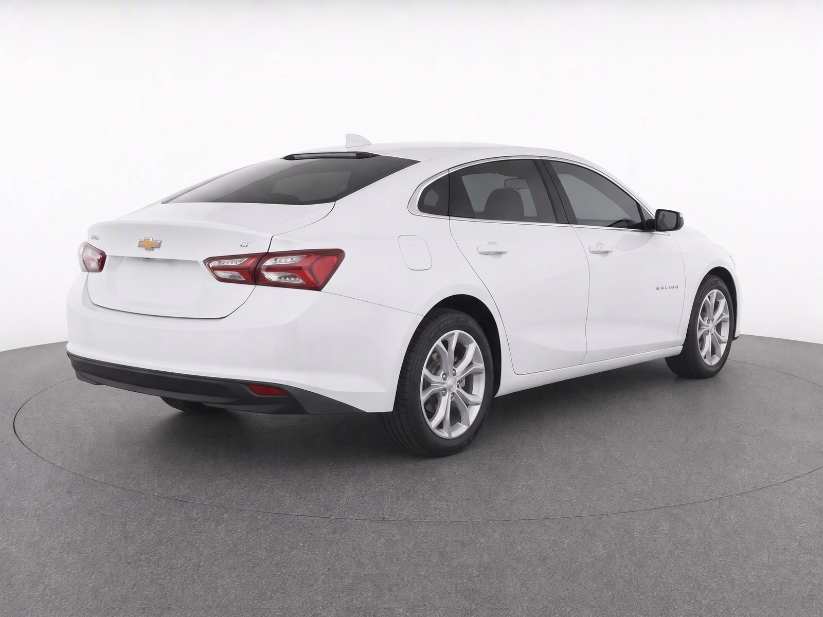 Used 2020 Chevrolet Malibu LT FWD image 3