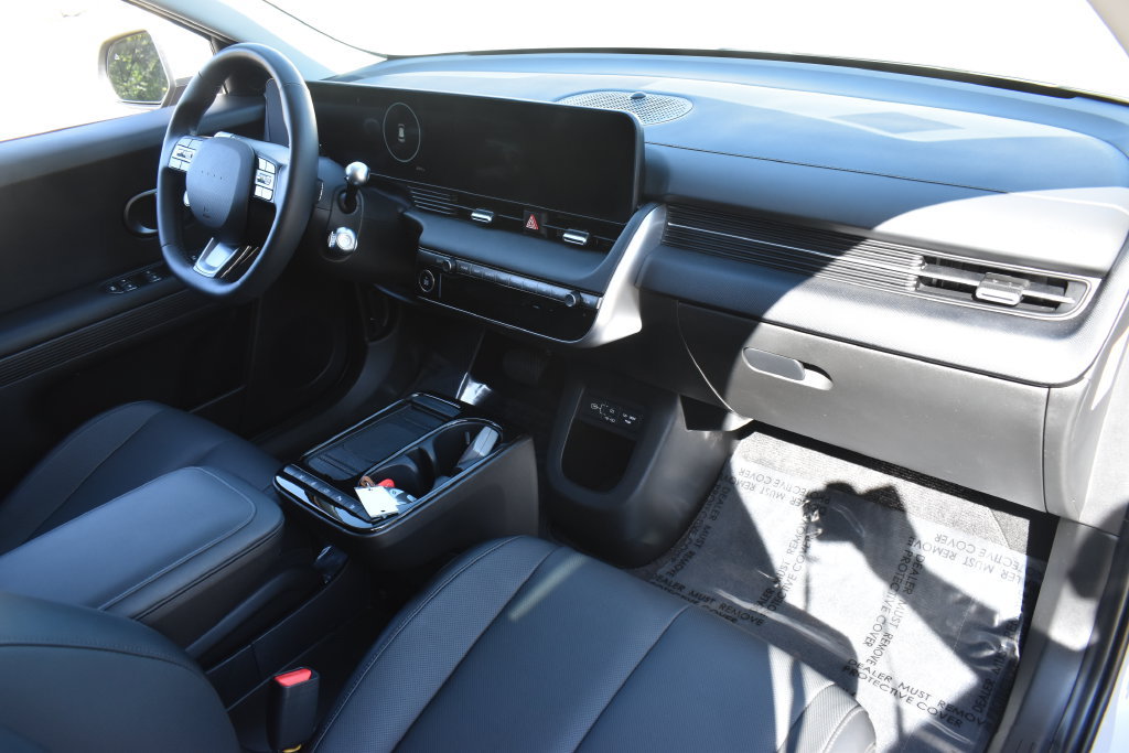 Used 2025 Hyundai Ioniq 5 SEL RWD image 15