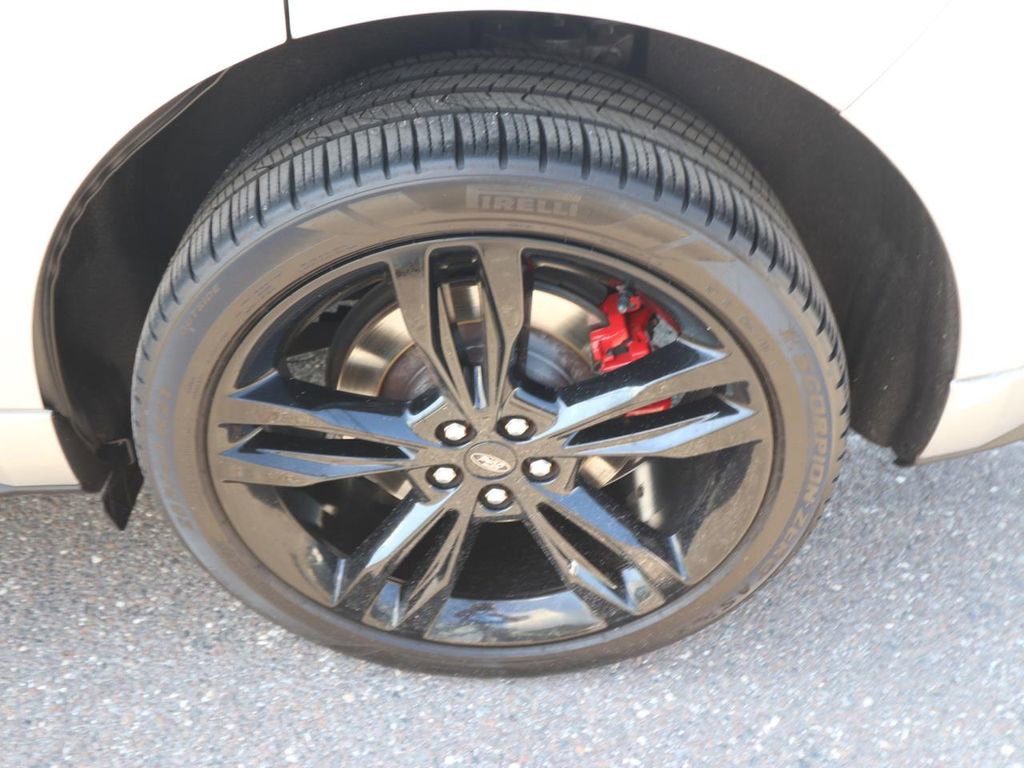 Used 2022 Ford Edge ST w/ Equipment Group 401A AWD/4WD image 24