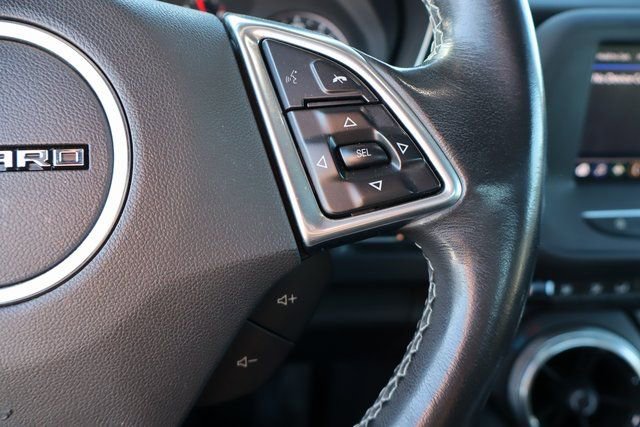 Used 2020 Chevrolet Camaro LT image 14