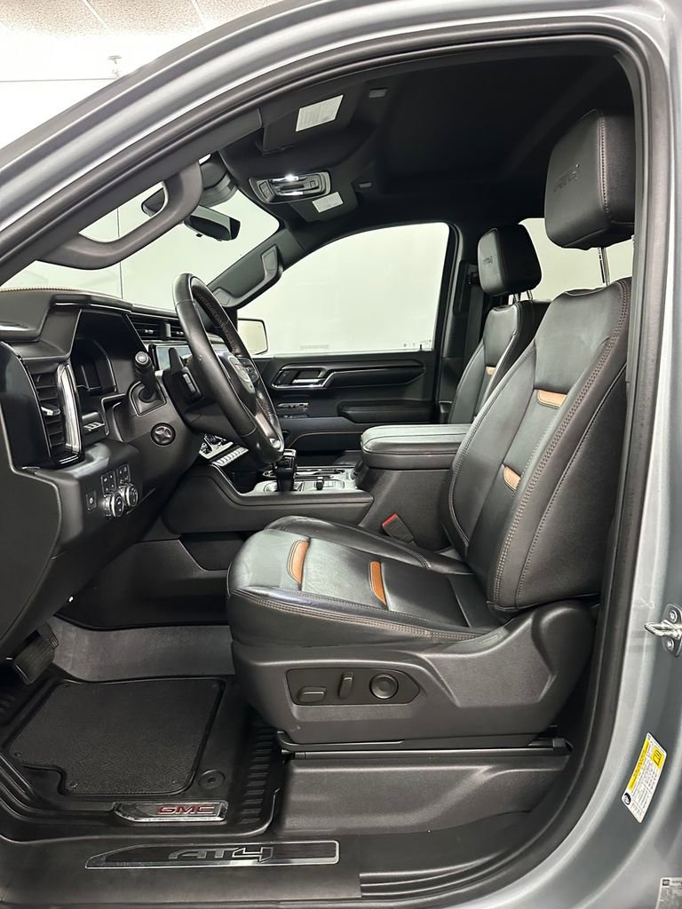 Used 2024 GMC Sierra 1500 AT4 w/ Technology Package image 13