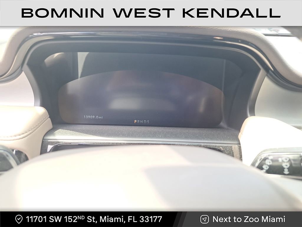 Used 2023 Lincoln Nautilus AWD w/ Premium Package image 23