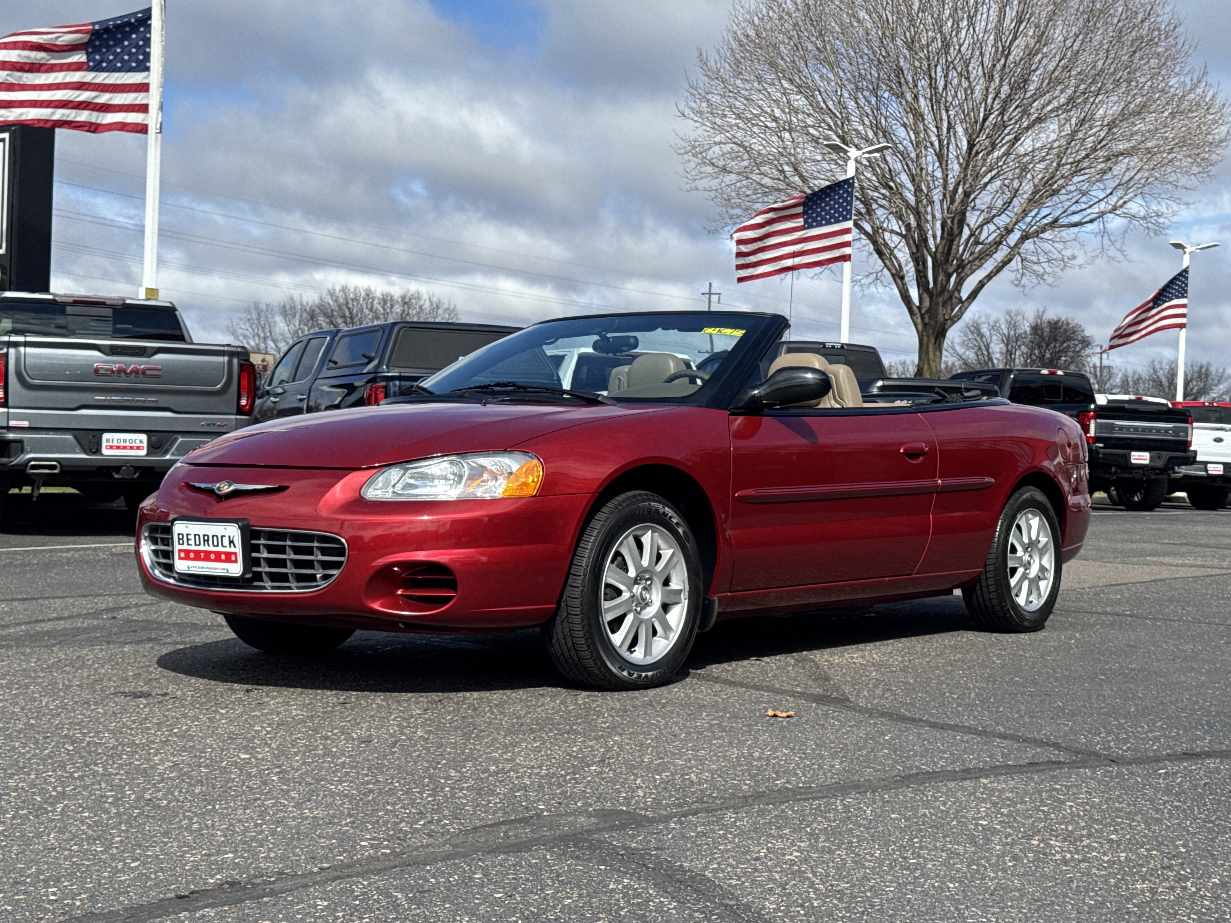 Used 2003 Chrysler Sebring GTC image 3