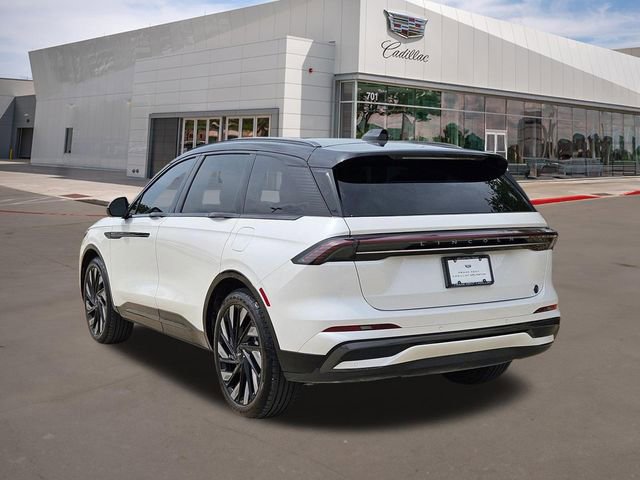 Used 2026 Lincoln Nautilus Reserve image 4