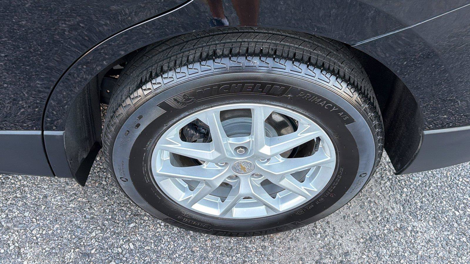 Used 2024 Chevrolet Equinox LT FWD image 13