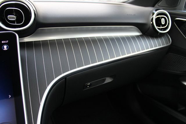 New 2025 Mercedes-Benz C 300 4MATIC Sedan image 28