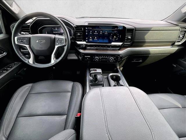 Used 2024 Chevrolet Silverado 1500 RST w/ Convenience Package II RWD image 16