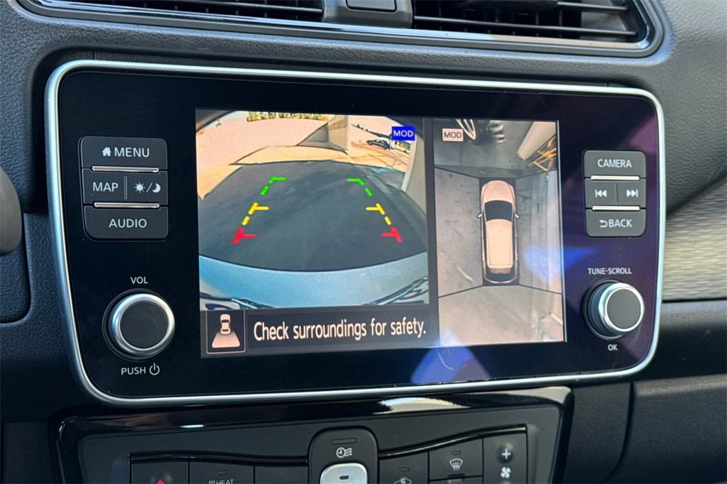 Used 2020 Nissan Leaf SV w/ SV Technology Package image 23