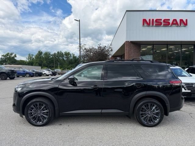 New 2026 Nissan Pathfinder SL w/ SL Premium Package AWD/4WD image 8