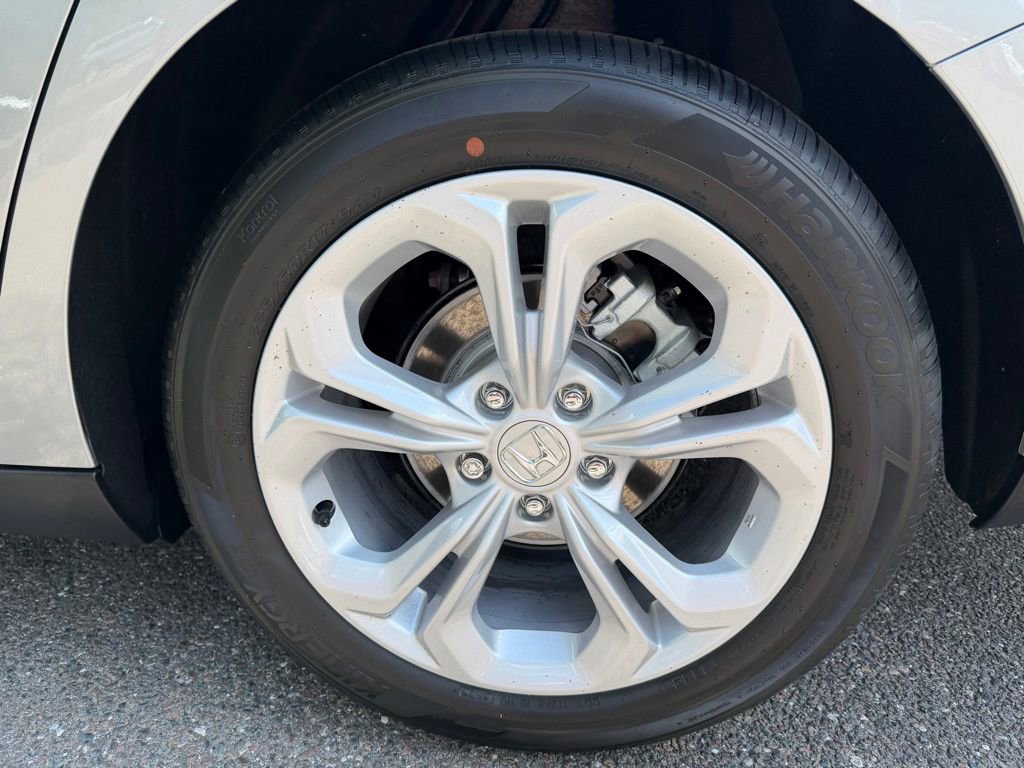 New 2026 Honda Accord LX image 25