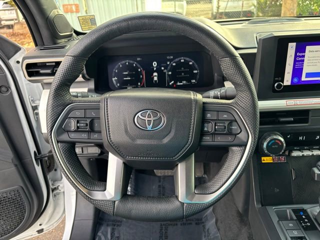 Used 2024 Toyota Tacoma TRD Off-Road image 19