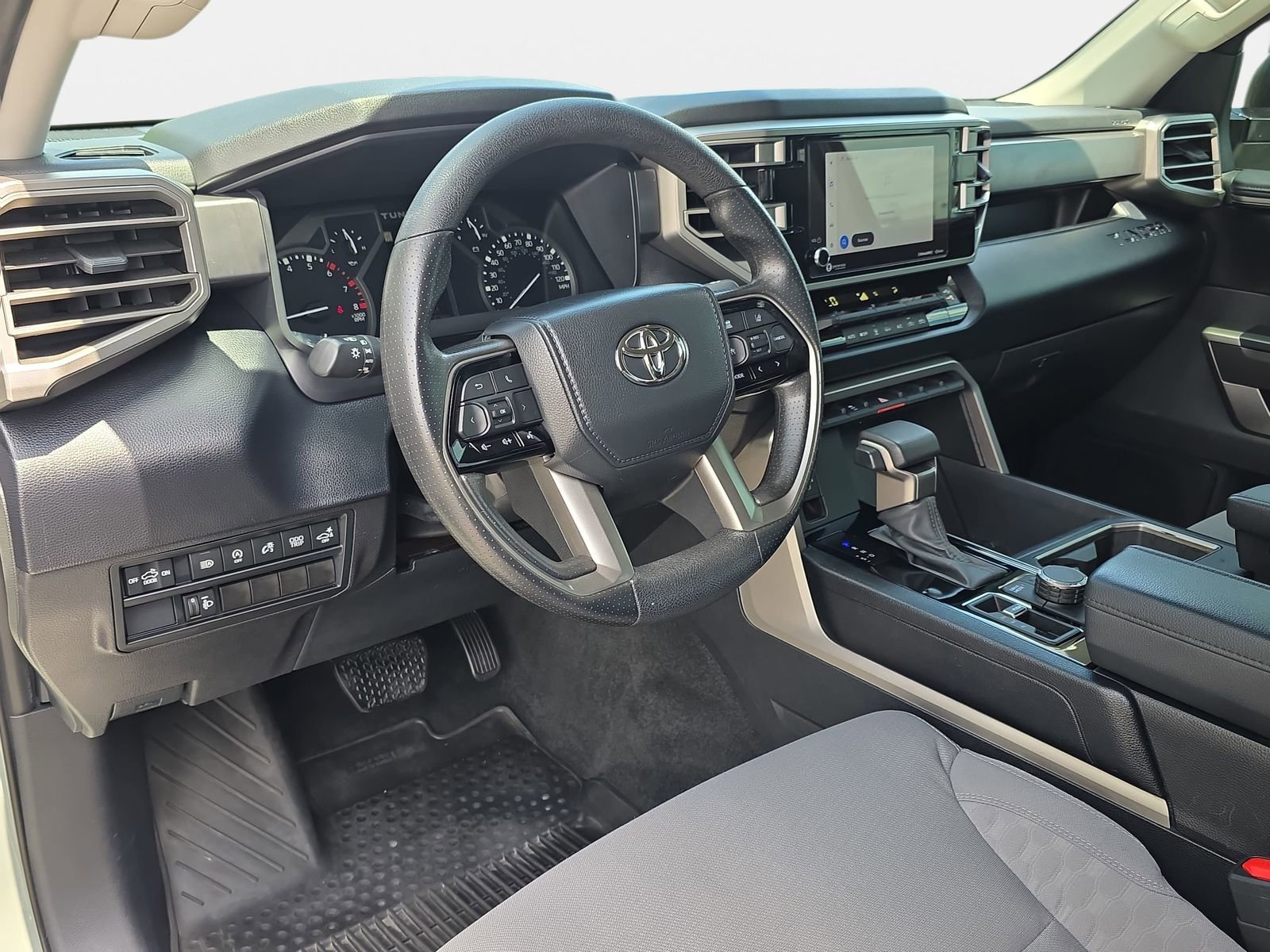 Used 2024 Toyota Tundra SR5 w/ SR5 Convenience Package AWD/4WD image 16