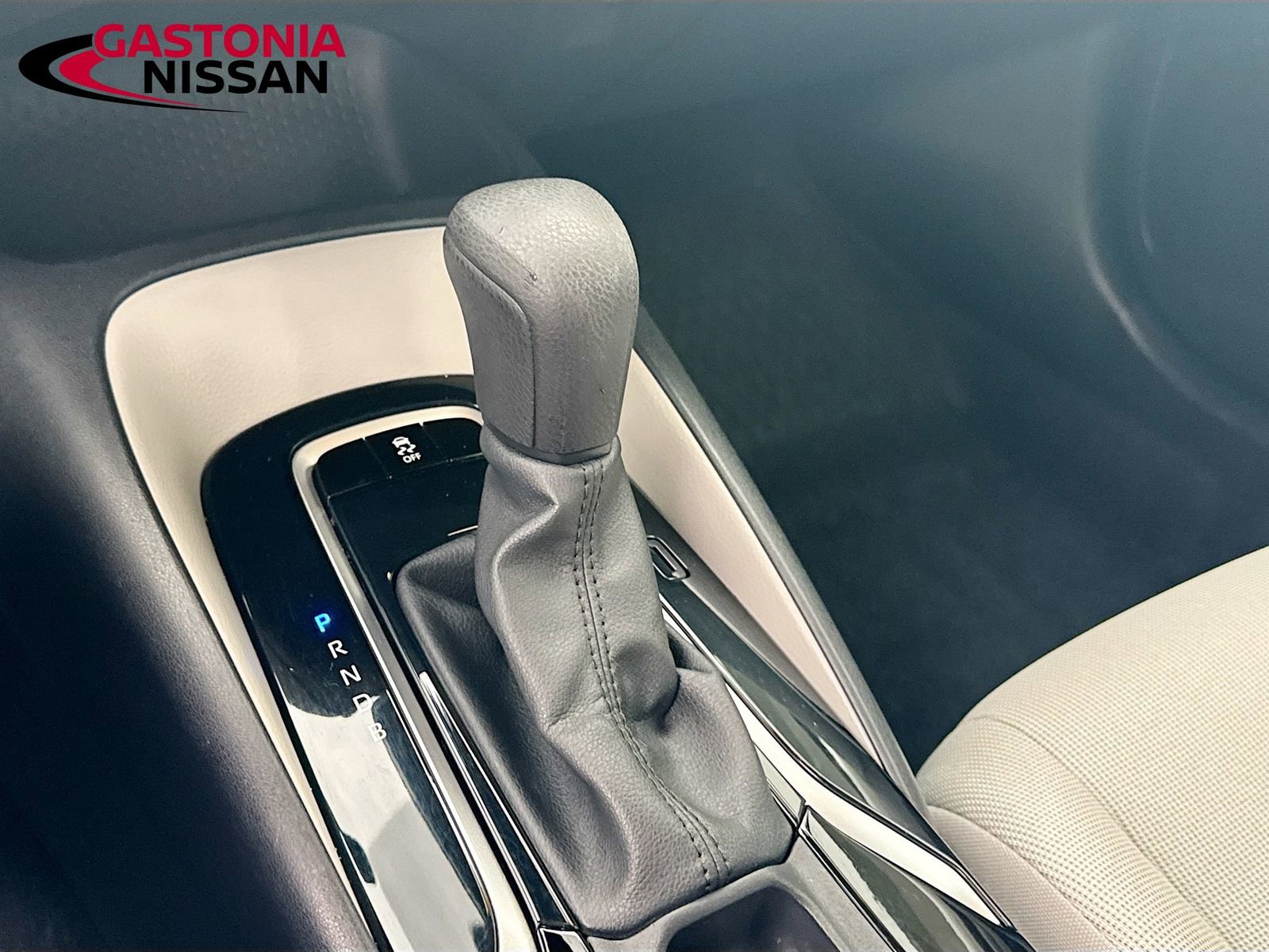 Used 2022 Toyota Corolla LE image 21