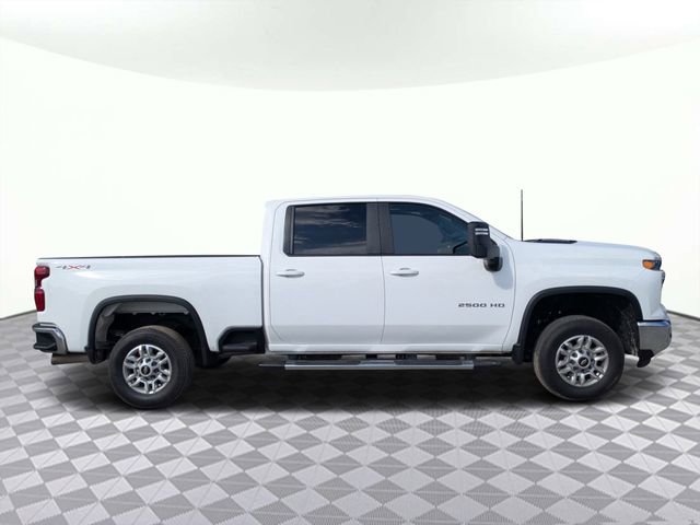 Used 2025 Chevrolet Silverado 2500 LT w/ Safety Package image 2