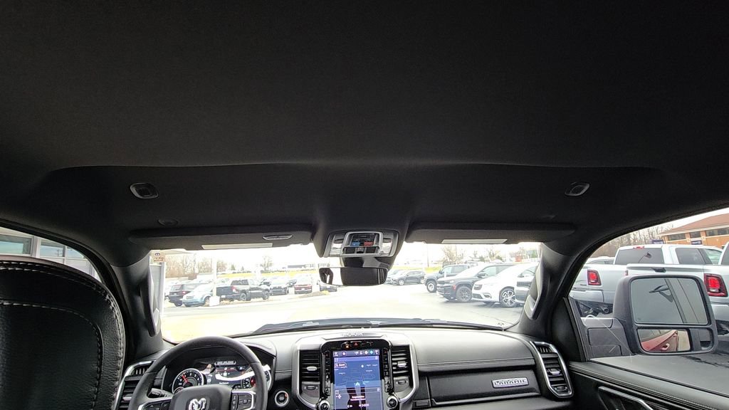 Used 2020 Jeep Cherokee Latitude Plus image 22