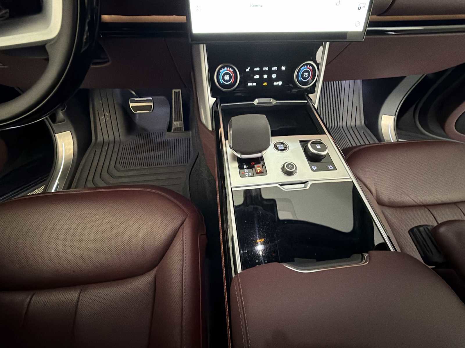 Used 2023 Land Rover Range Rover SE image 17