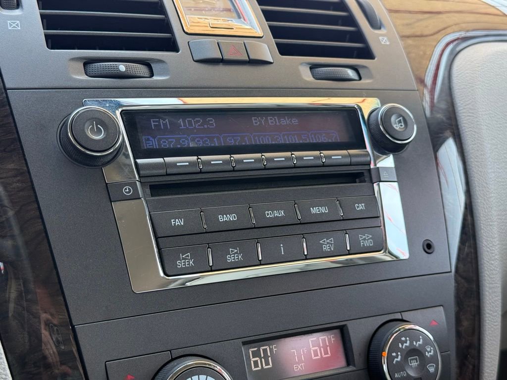 Used 2009 Cadillac DTS w/ Trunk Convenience Package image 20