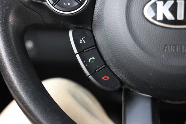 Used 2017 Kia Soul FWD image 26