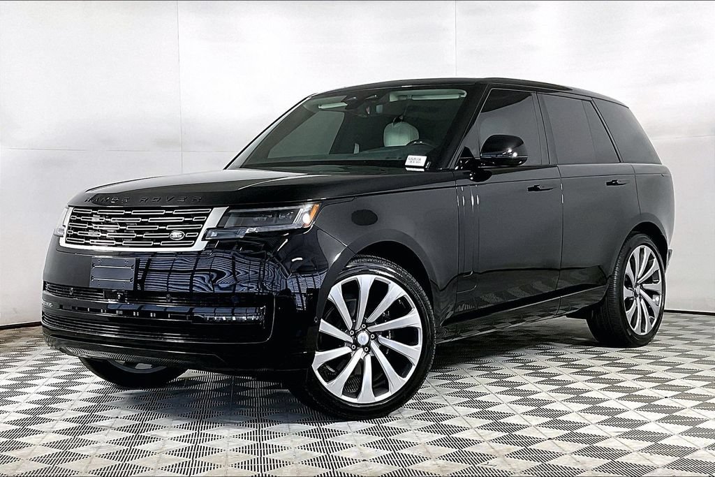 Used 2025 Land Rover Range Rover SE AWD/4WD image 1