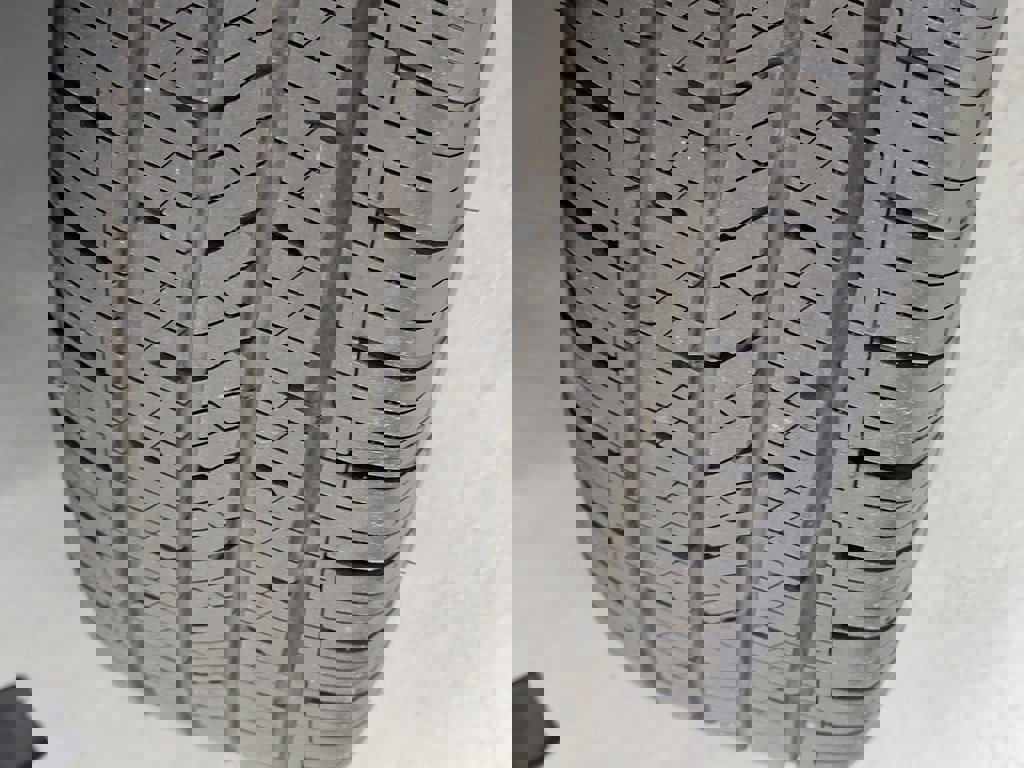 Used 2021 Nissan Rogue SV w/ Premium Package image 30