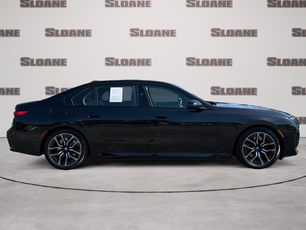 Used 2026 BMW 750e xDrive AWD/4WD image 6