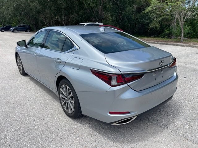 Used 2023 Lexus ES 350 w/ Premium Package FWD image 4