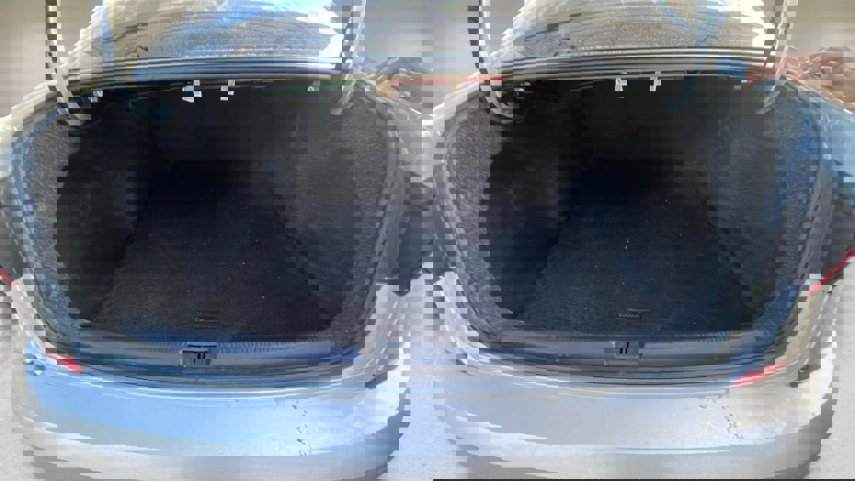 Used 2020 Volkswagen Passat 2.0T R-Line image 16