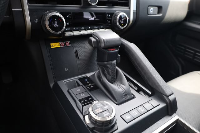 Used 2024 Toyota Tacoma TRD Off-Road w/ TRD Off Road Premium Package AWD/4WD image 24