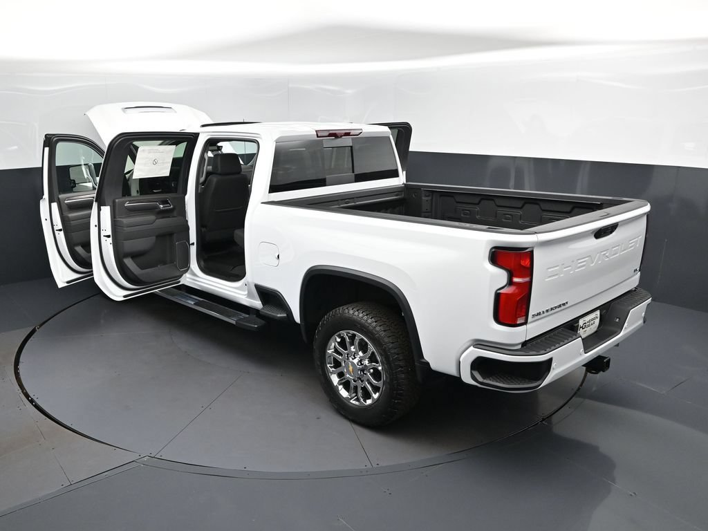 New 2026 Chevrolet Silverado 2500 LTZ w/ Z71 Chrome Sport Edition AWD/4WD image 2