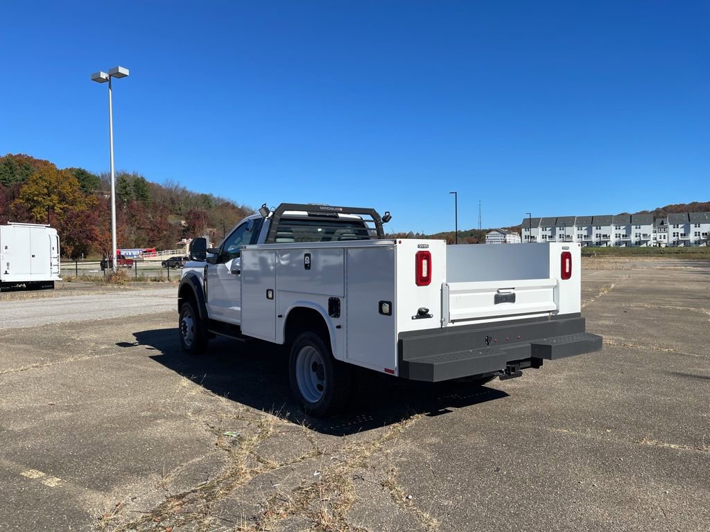 New 2024 Ford F550 4x4 Regular Cab Super Duty image 4