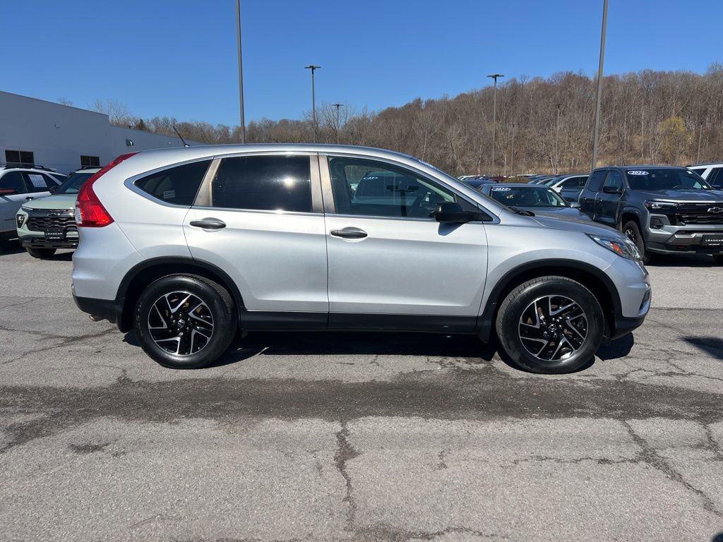 Used 2016 Honda CR-V SE image 6