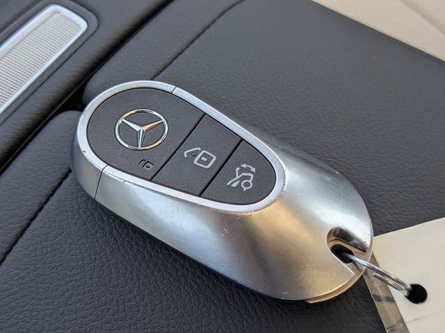 Used 2025 Mercedes-Benz E 350 Sedan image 31