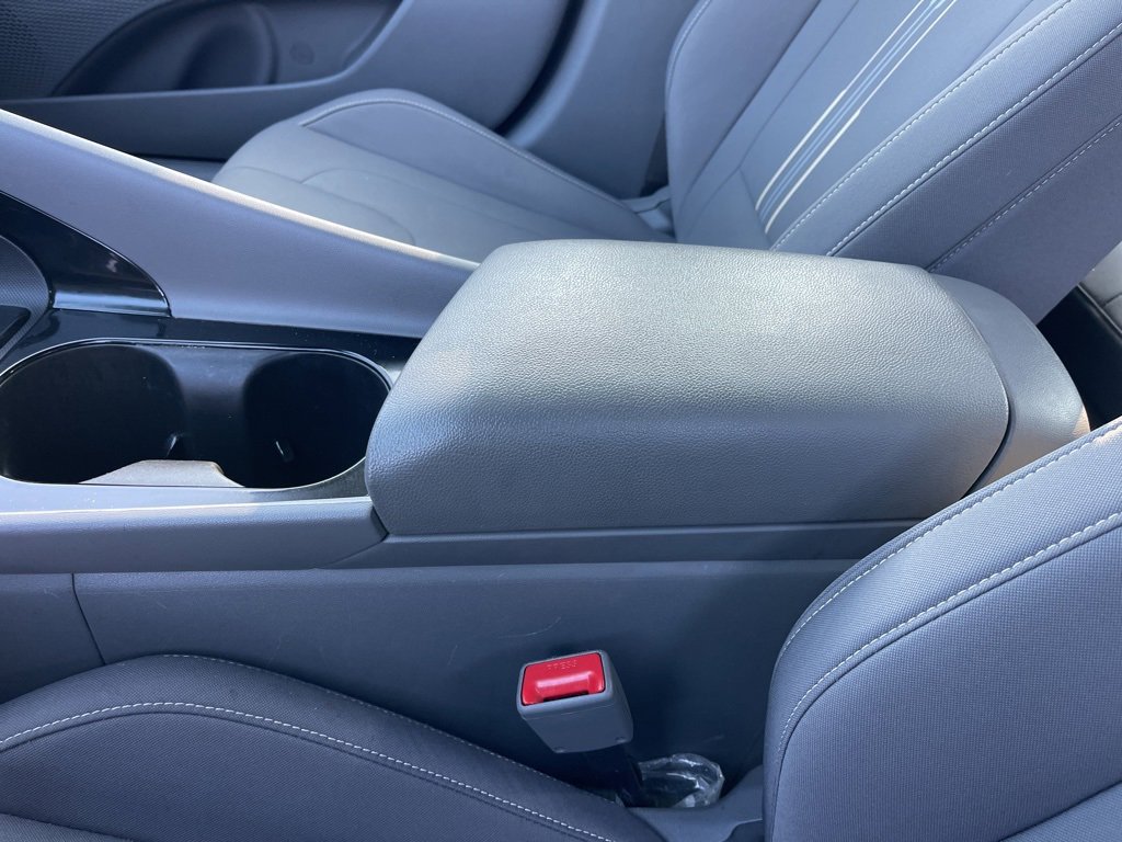 Certified 2025 Hyundai Elantra SEL w/ Cargo Package image 13