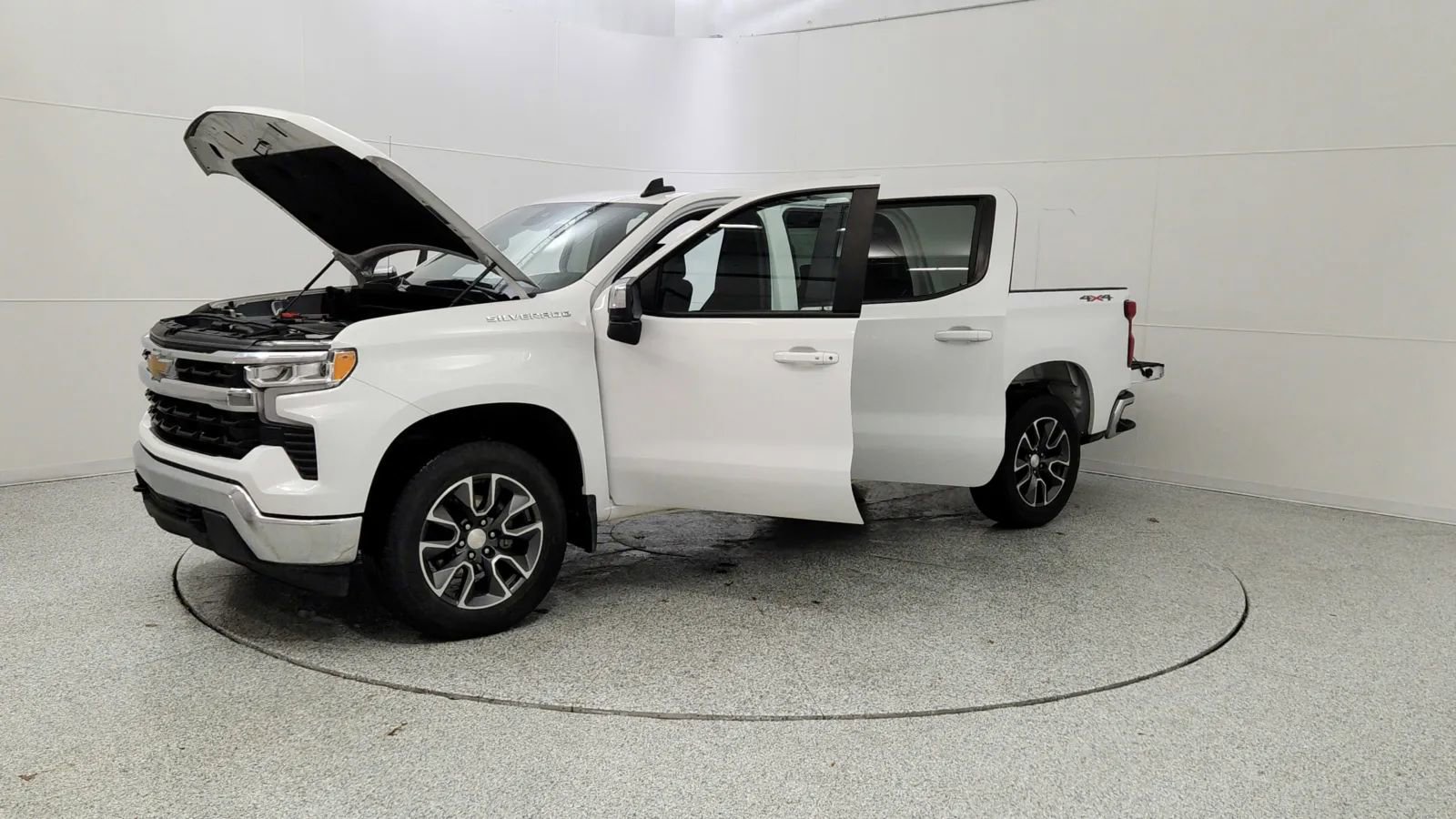 Used 2022 Chevrolet Silverado 1500 LT image 10