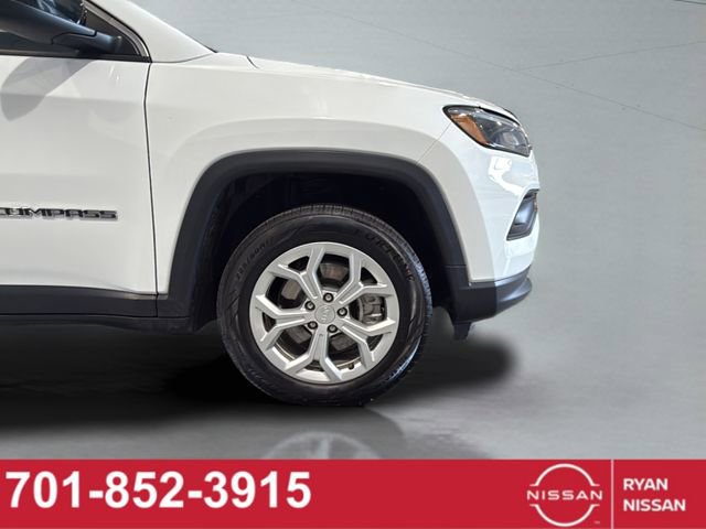 Used 2024 Jeep Compass Latitude image 37