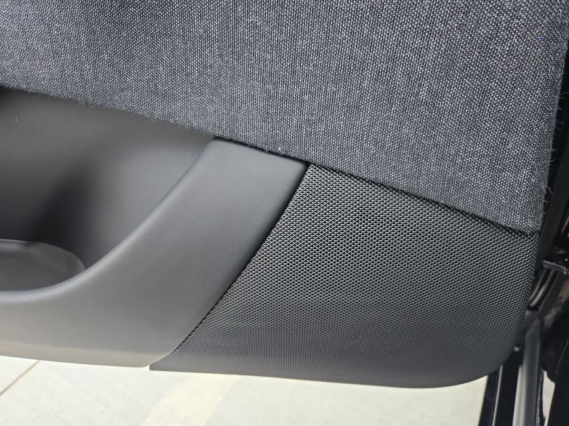 Used 2021 Tesla Model S Plaid image 14