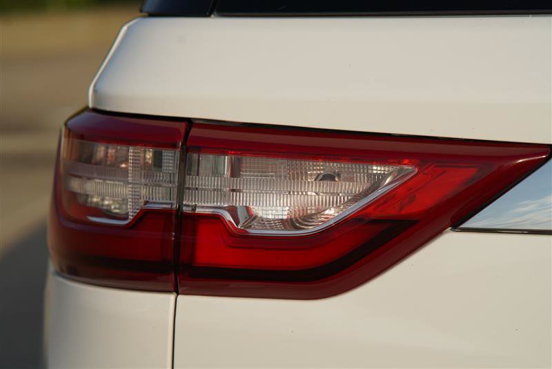Used 2020 Chevrolet Traverse RS AWD/4WD image 36