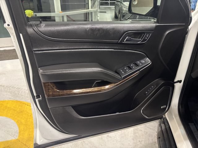 Used 2017 Chevrolet Suburban LT AWD/4WD image 15