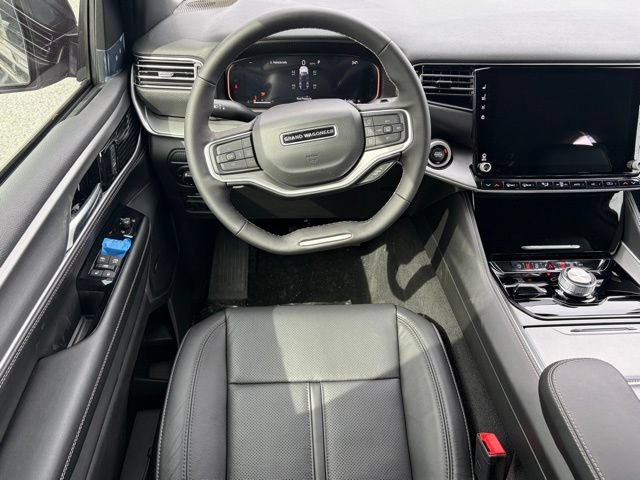 New 2026 Jeep Grand Wagoneer L Limited w/ Rear Seat Video Group I AWD/4WD image 36