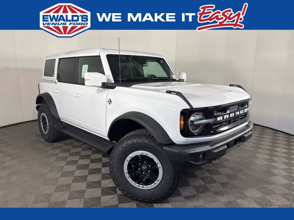 New 2025 Ford Bronco Outer Banks w/ Sasquatch Package