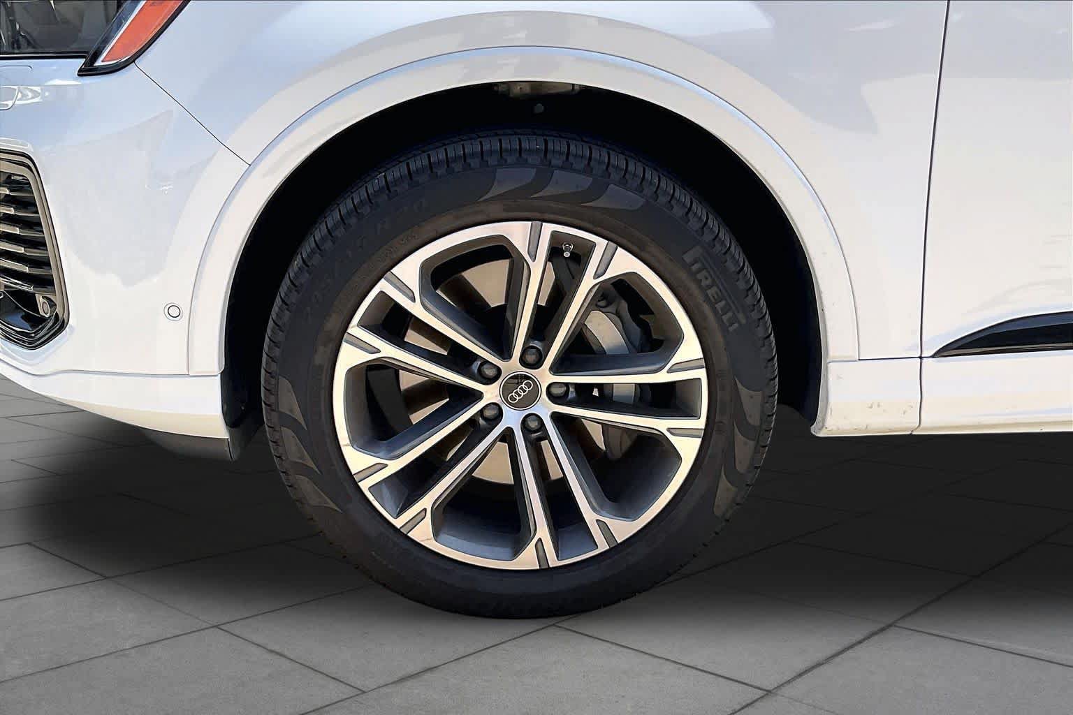 Used 2026 Audi Q7 2.0T Premium AWD/4WD image 11