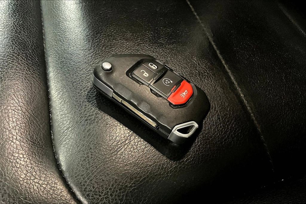 Used 2021 Jeep Wrangler Unlimited Sahara w/ Cold Weather Group image 34