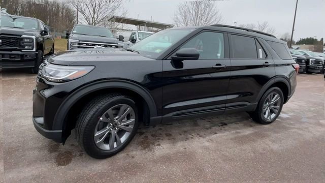 New 2026 Ford Explorer Active w/ Active Comfort Package image 6