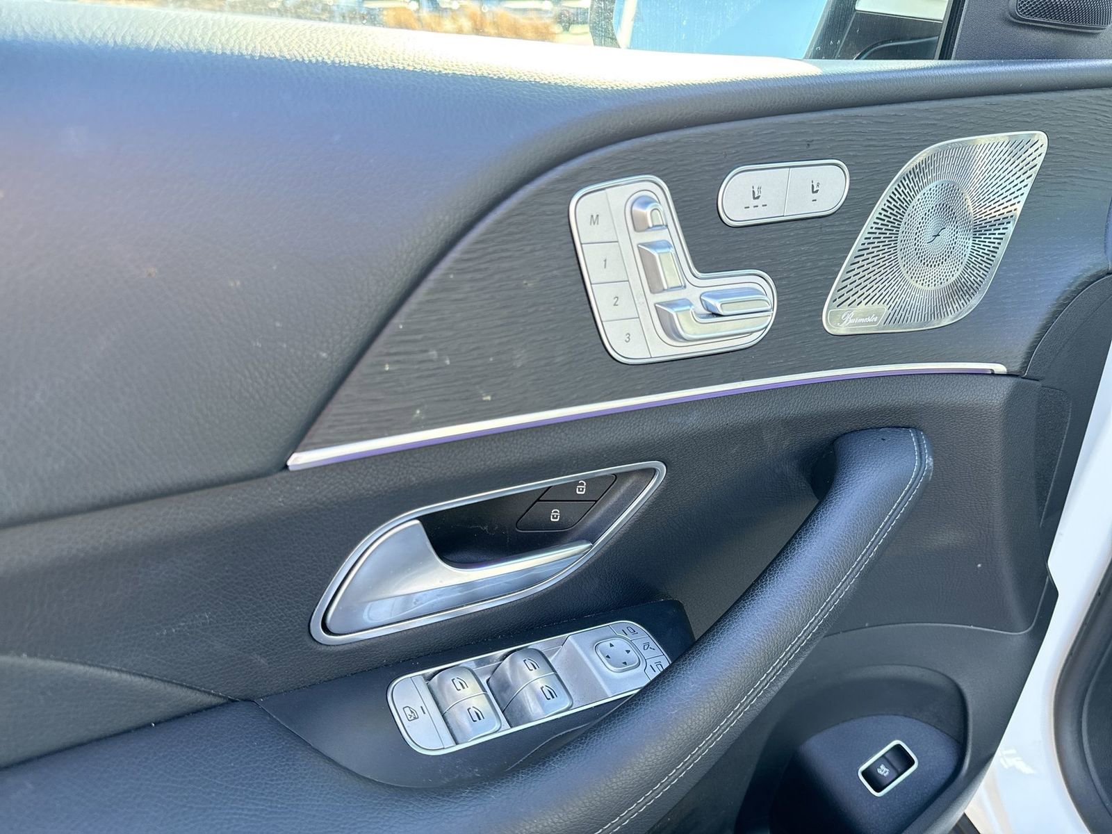 Used 2022 Mercedes-Benz GLE 350 4MATIC w/ Premium Package image 15